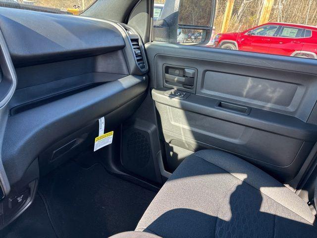 2026 RAM 2500 Tradesman - Photo 25