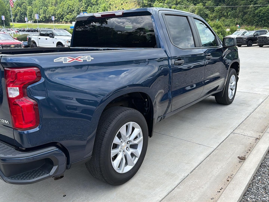 Used 2022 Chevrolet Silverado 1500 LTD Custom Truck
