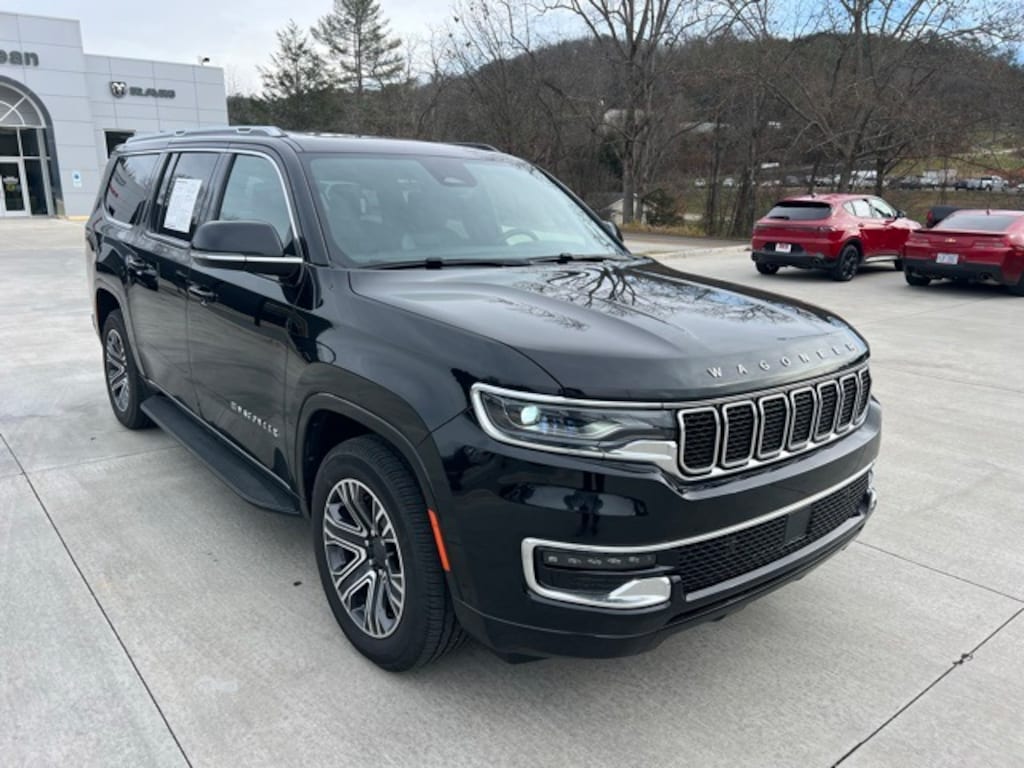 Used 2024 Jeep Wagoneer L Series II SUV