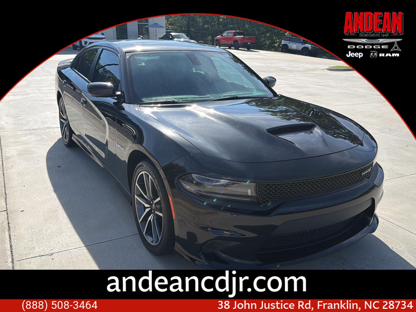 Pitch Black Clearcoat 2022 Dodge Charger R/T RWD Sedan Rear-Wheel Drive 8-Speed Automatic