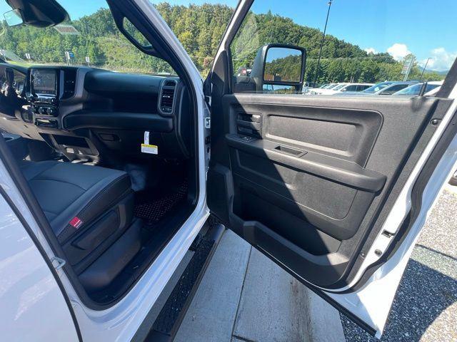 2026 RAM 2500 Tradesman - Photo 28