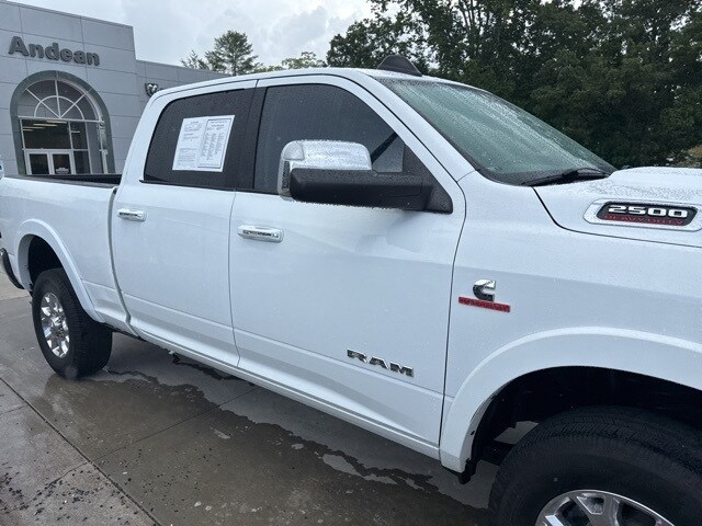 2022 Ram 2500 Laramie photo 3