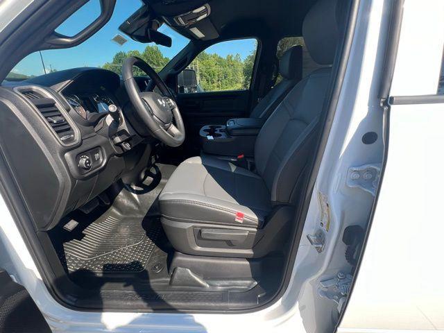 2026 RAM 2500 Tradesman - Photo 11
