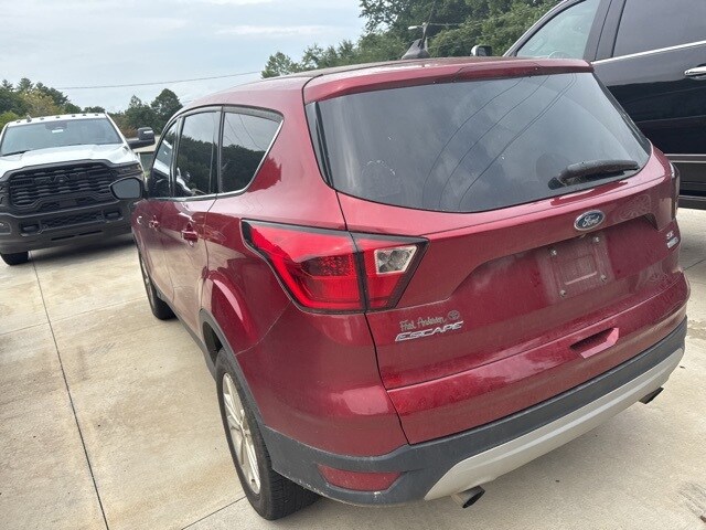 2019 Ford Escape SE photo 3