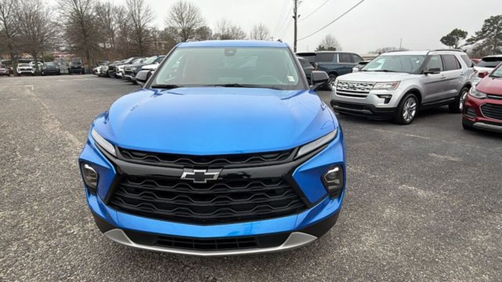 Used 2025 Chevrolet Blazer LT SUV