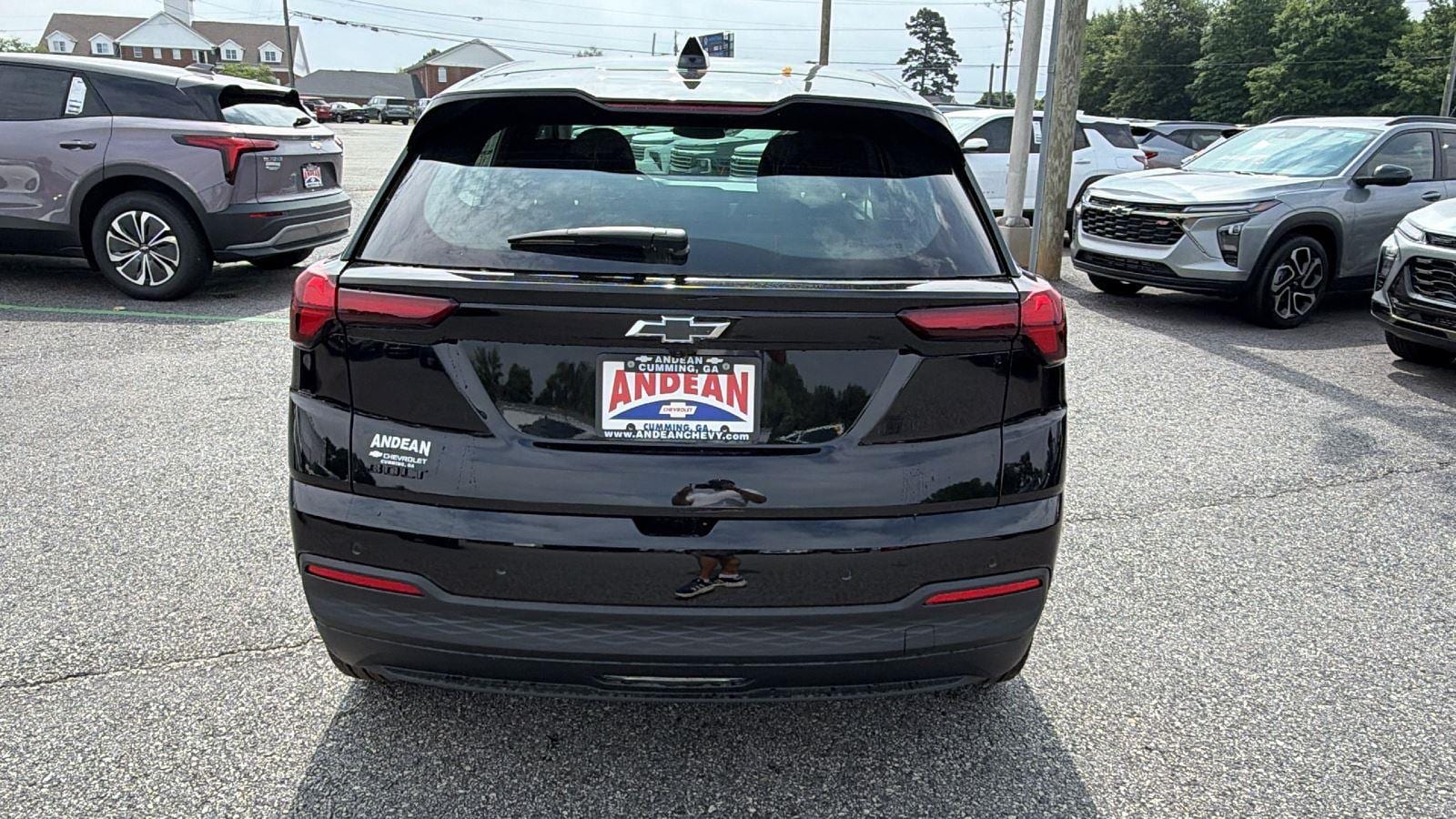 2027 Chevrolet Bolt LT - Photo 6