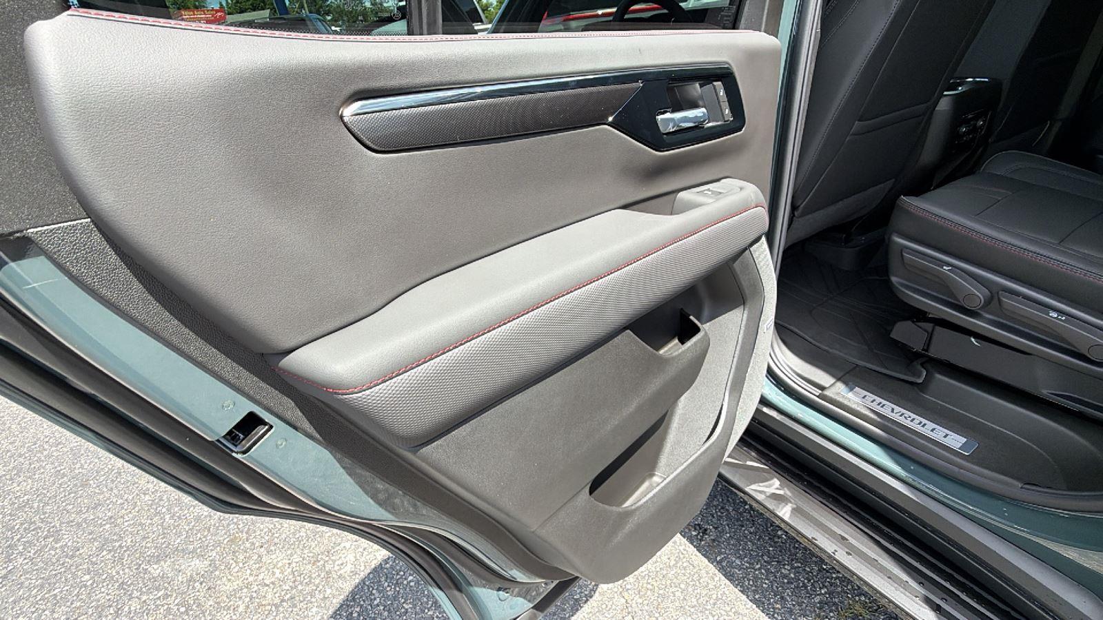 2026 Chevrolet Tahoe RST - Photo 16