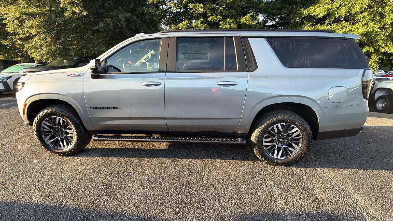 2026 Chevrolet Suburban Z71 - Photo 11