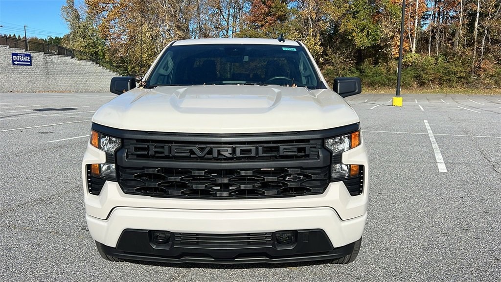 New 2026 Chevrolet Silverado 1500 Custom Truck