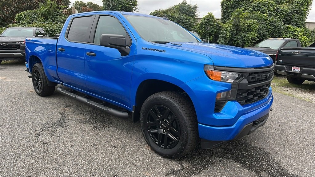 New 2025 Chevrolet Silverado 1500 Custom Truck