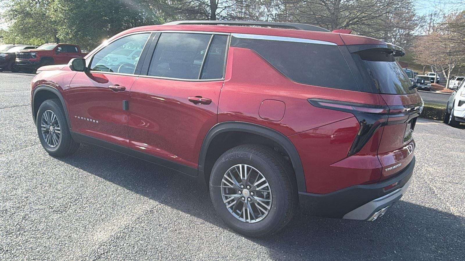 2026 Chevrolet Traverse LT - Photo 7