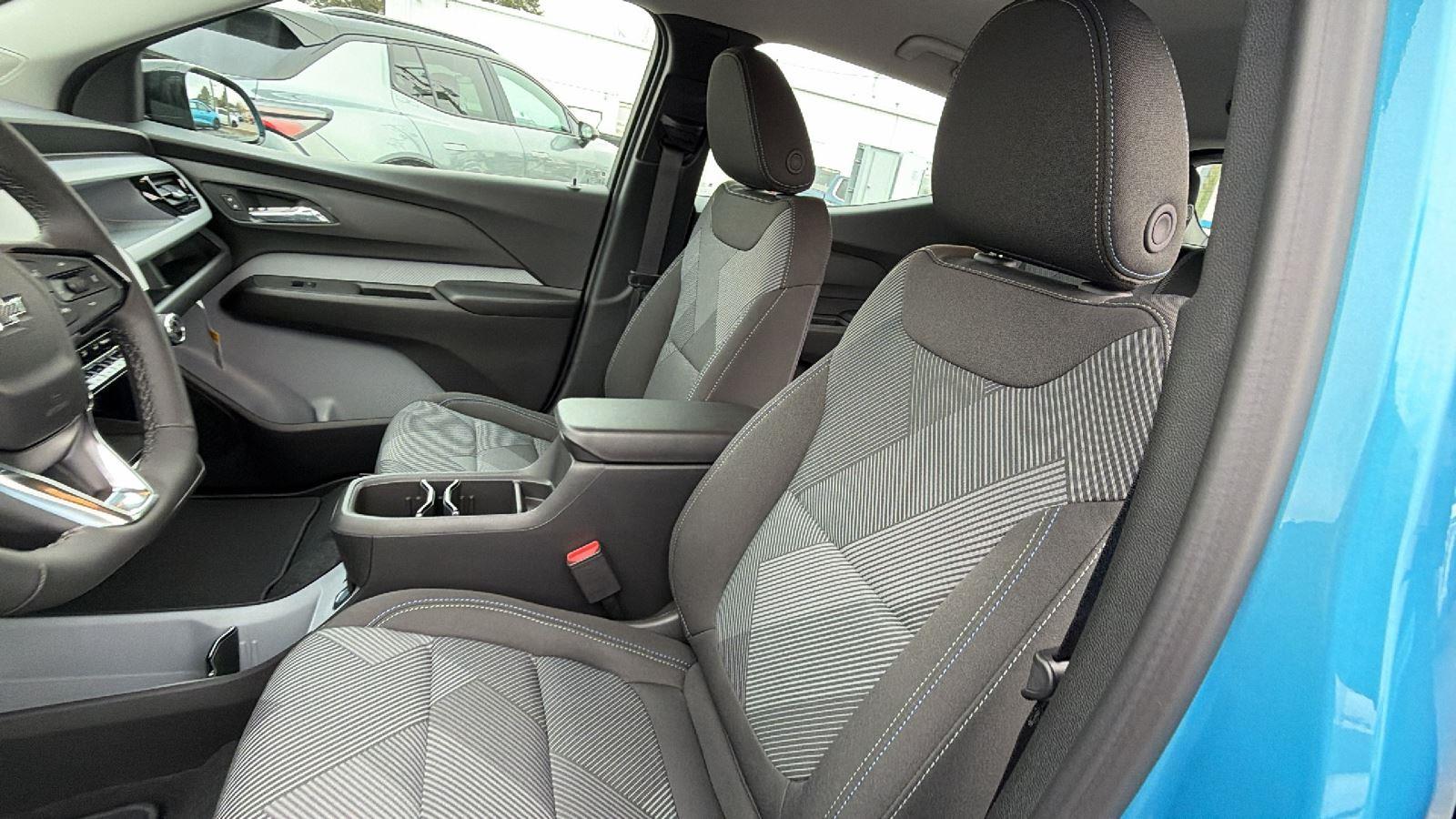 2027 Chevrolet Bolt LT - Photo 14