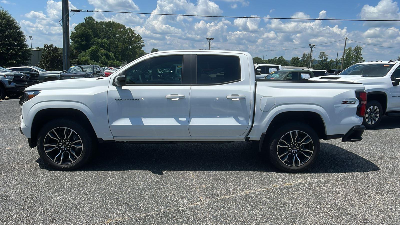 2025 Chevrolet Colorado Z71 - Photo 8