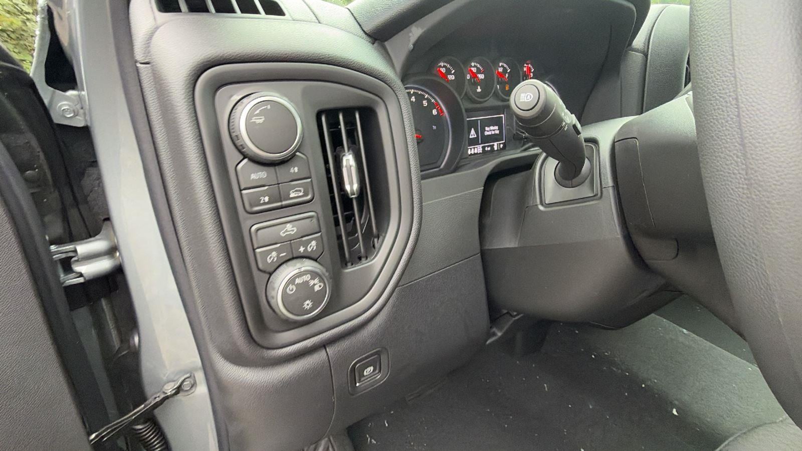2026 Chevrolet Silverado 1500 Custom - Photo 14