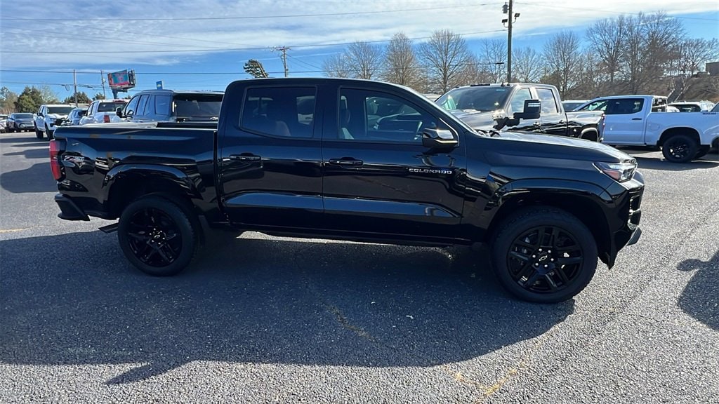 New 2025 Chevrolet Colorado Z71 Truck