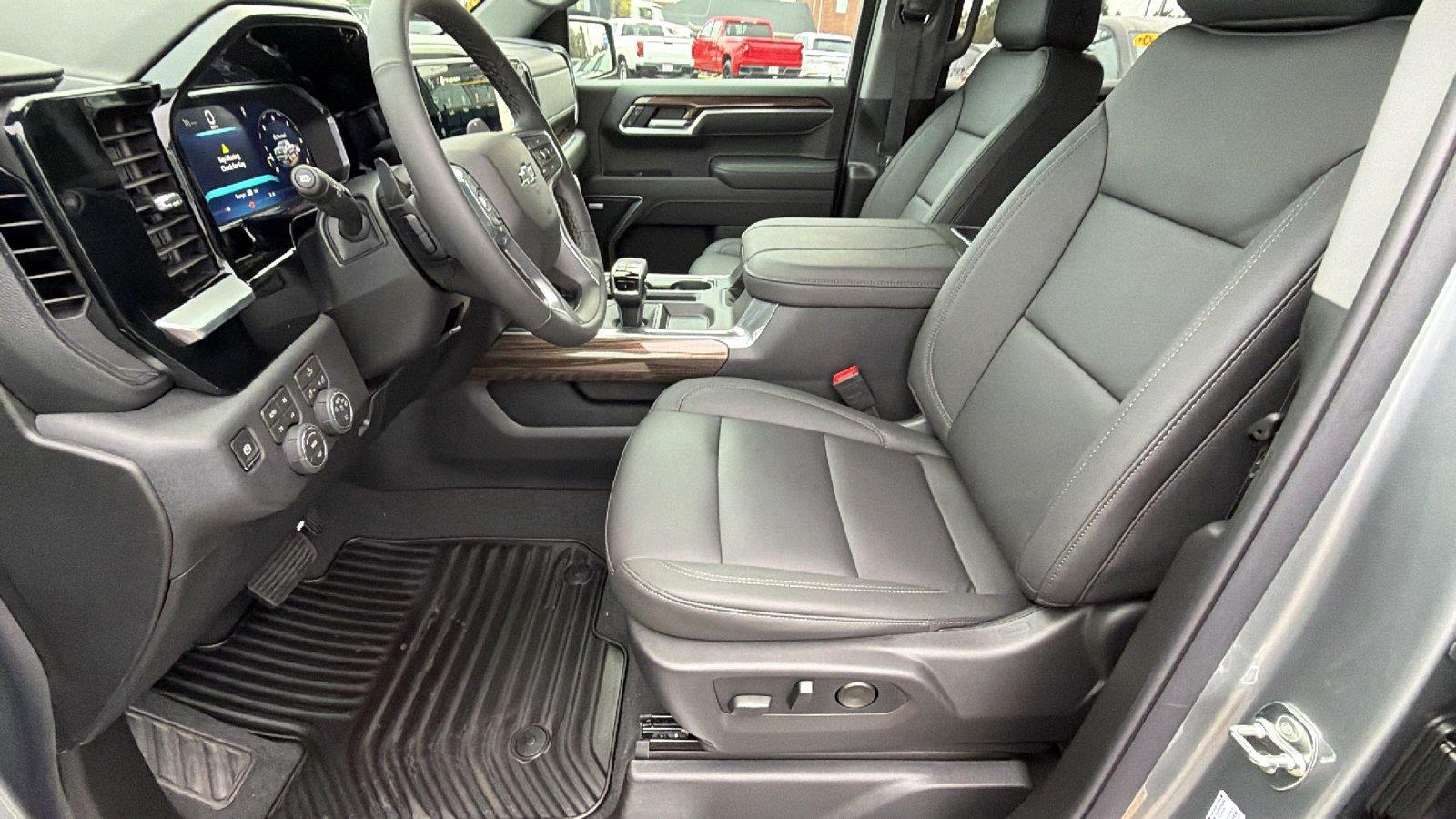 2026 Chevrolet Silverado 1500 RST - Photo 16