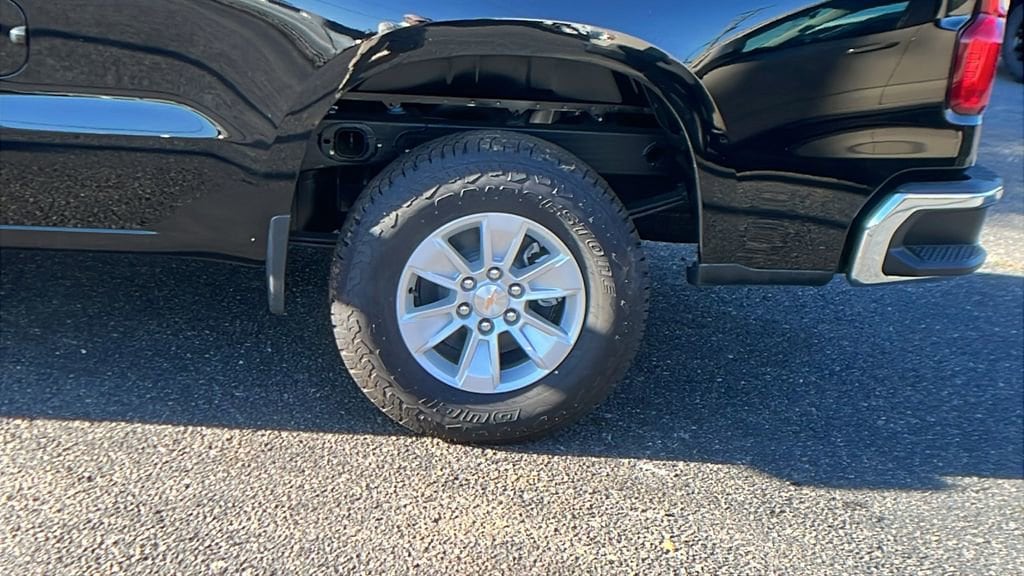 2025 Chevrolet Silverado 1500 Work Truck - Photo 9