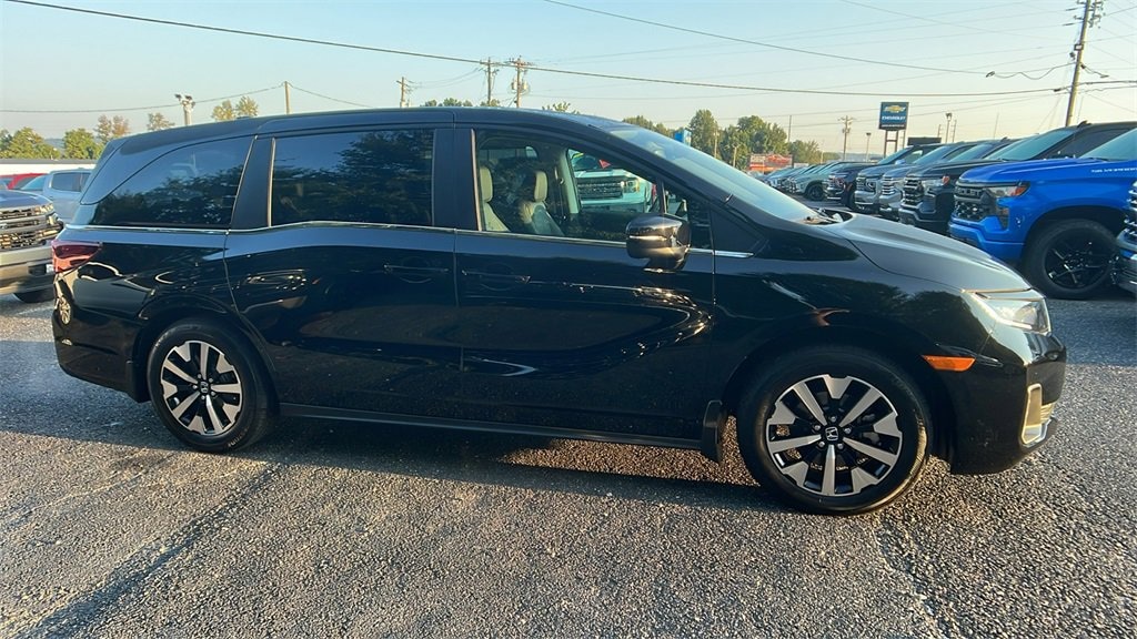 Used 2025 Honda Odyssey EX-L Van
