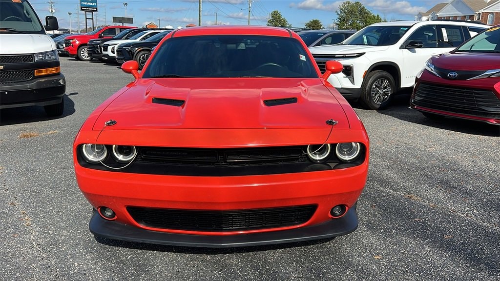 Used 2018 Dodge Challenger SXT Coupe