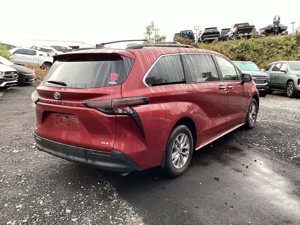 Used 2025 Toyota Sienna XLE Van Passenger Van