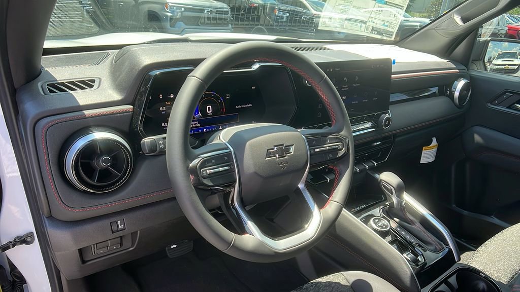 2025 Chevrolet Colorado Z71 - Photo 18