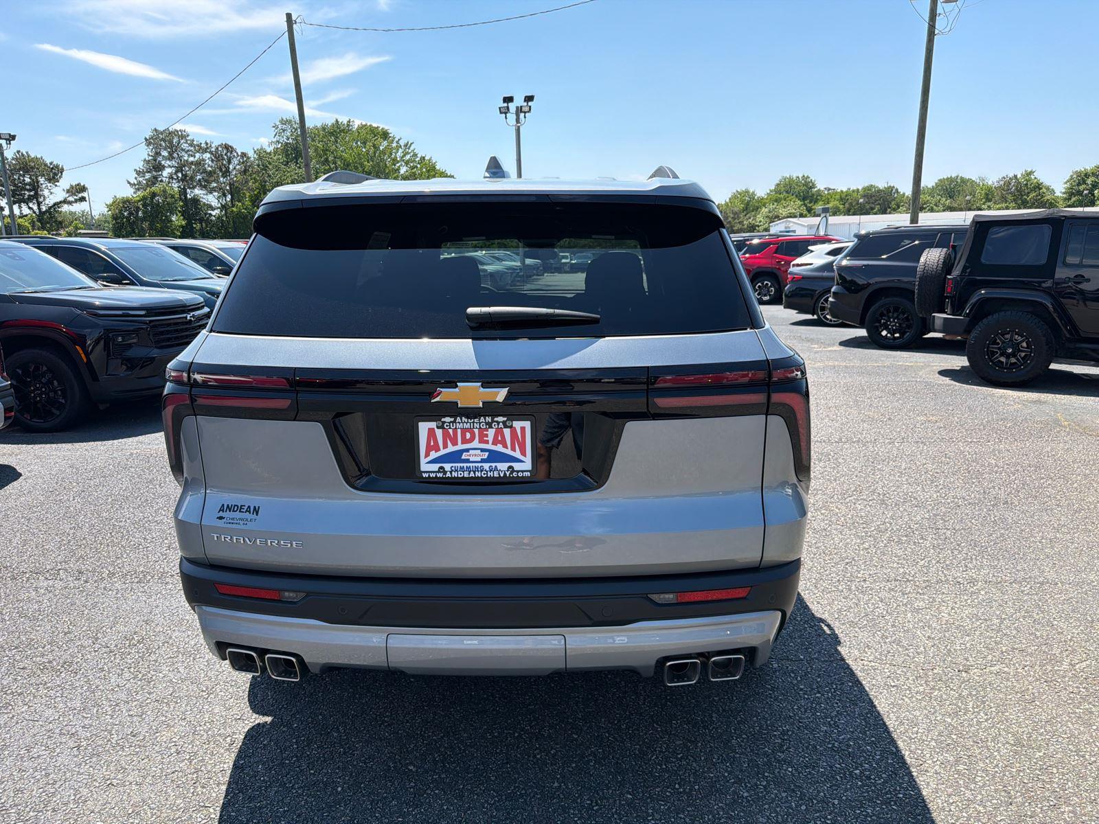 2026 Chevrolet Traverse LT - Photo 6