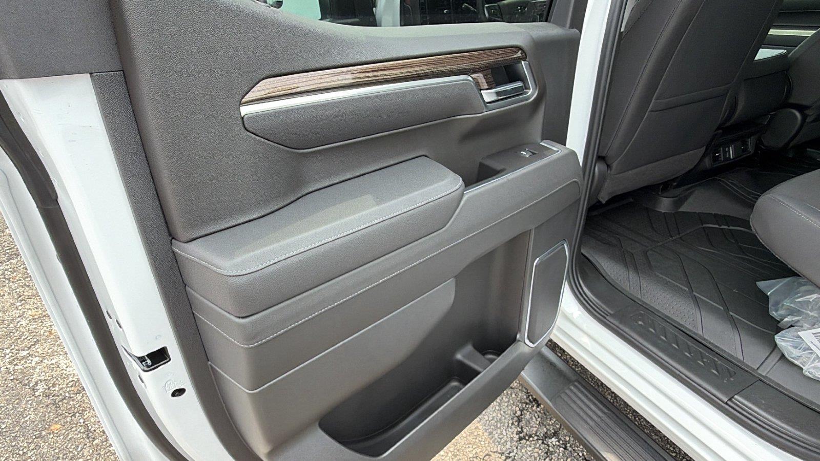 2026 Chevrolet Silverado 1500 RST - Photo 17