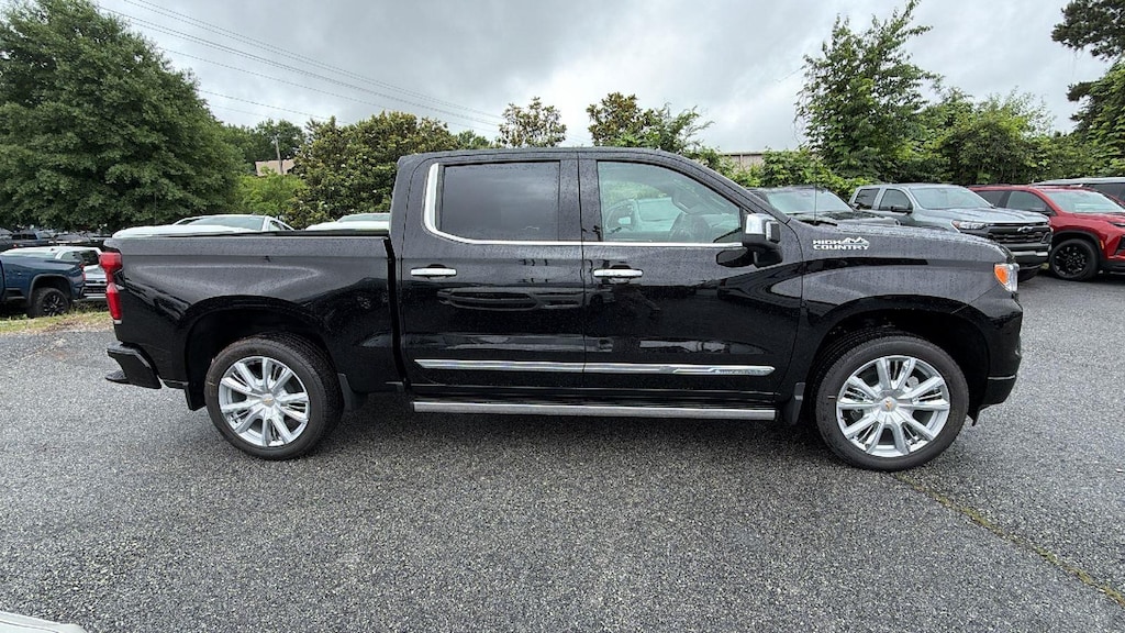 New 2026 Chevrolet Silverado 1500 High Country Truck