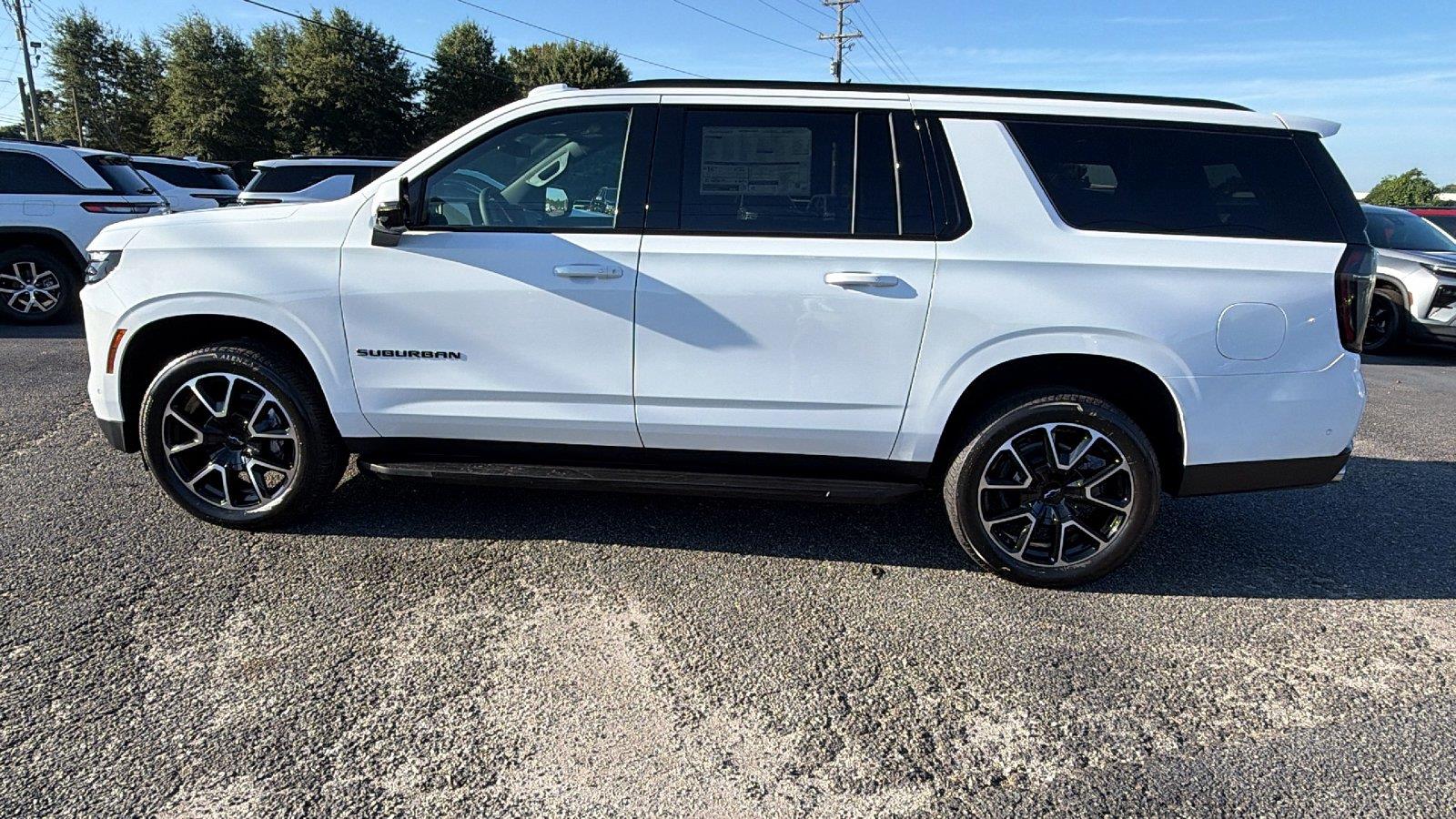 2026 Chevrolet Suburban RST - Photo 11