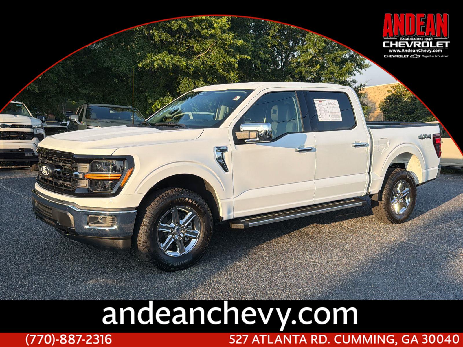 White 2025 Ford F-150 XLT SuperCrew 4WD Pickup Truck Four-Wheel Drive