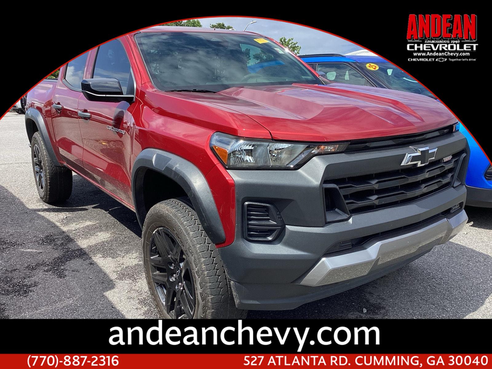 Radiant Red Tintcoat 2024 Chevrolet Colorado Trail Boss Crew Cab 4WD Pickup Truck Four-Wheel Drive Automatic