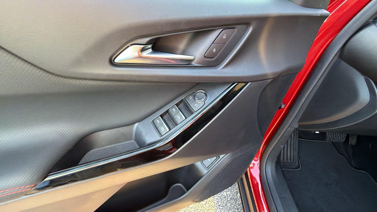 2027 Chevrolet Equinox RS - Photo 16