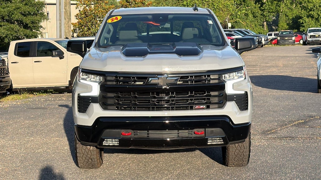 Used 2024 Chevrolet Silverado 1500 LT Trail Boss Truck Crew Cab