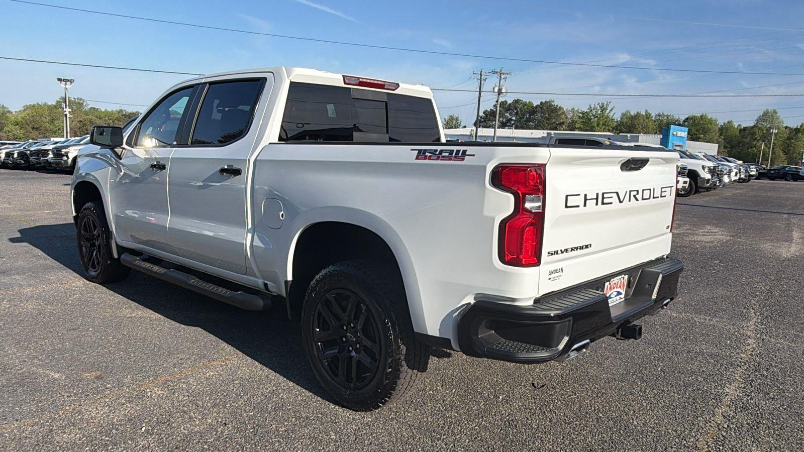 2025 Chevrolet Silverado 1500 LT Trail Boss - Photo 7