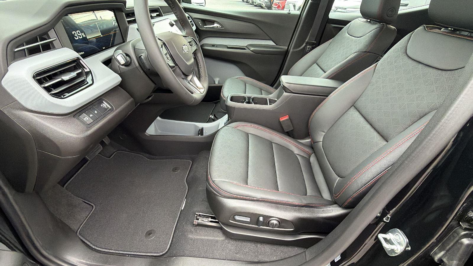 2027 Chevrolet Bolt RS - Photo 13