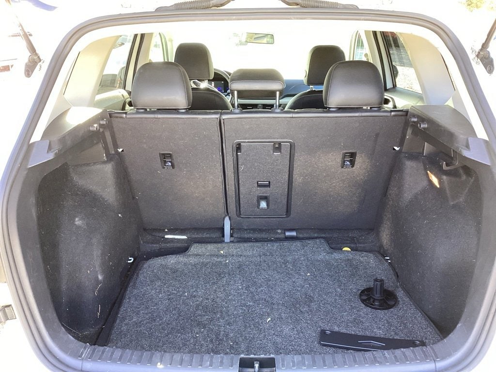 2022 Volkswagen Taos SE photo 4