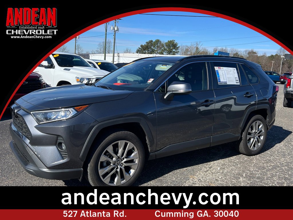 2020 Toyota RAV4 XLE Premium's photo