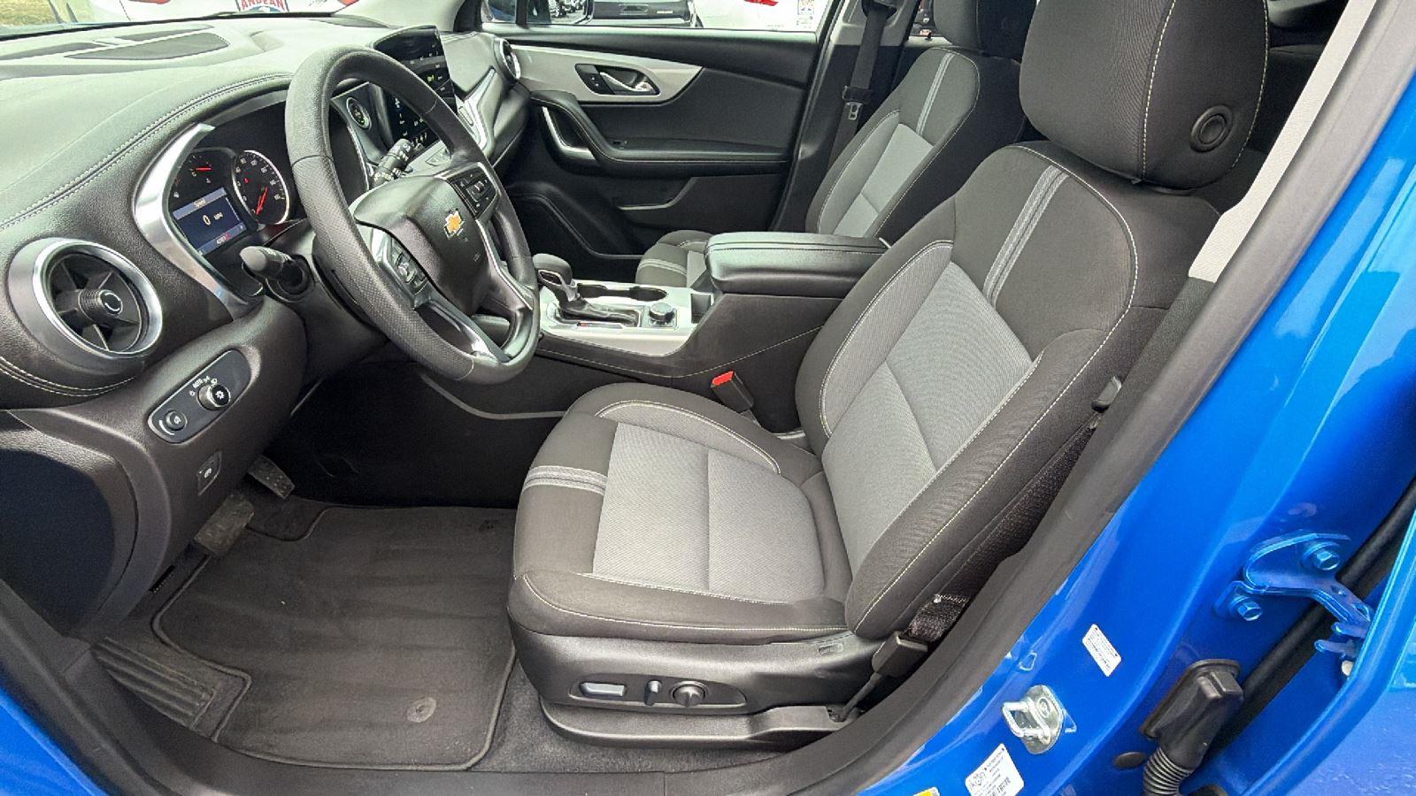 2025 Chevrolet Blazer 2LT - Photo 13