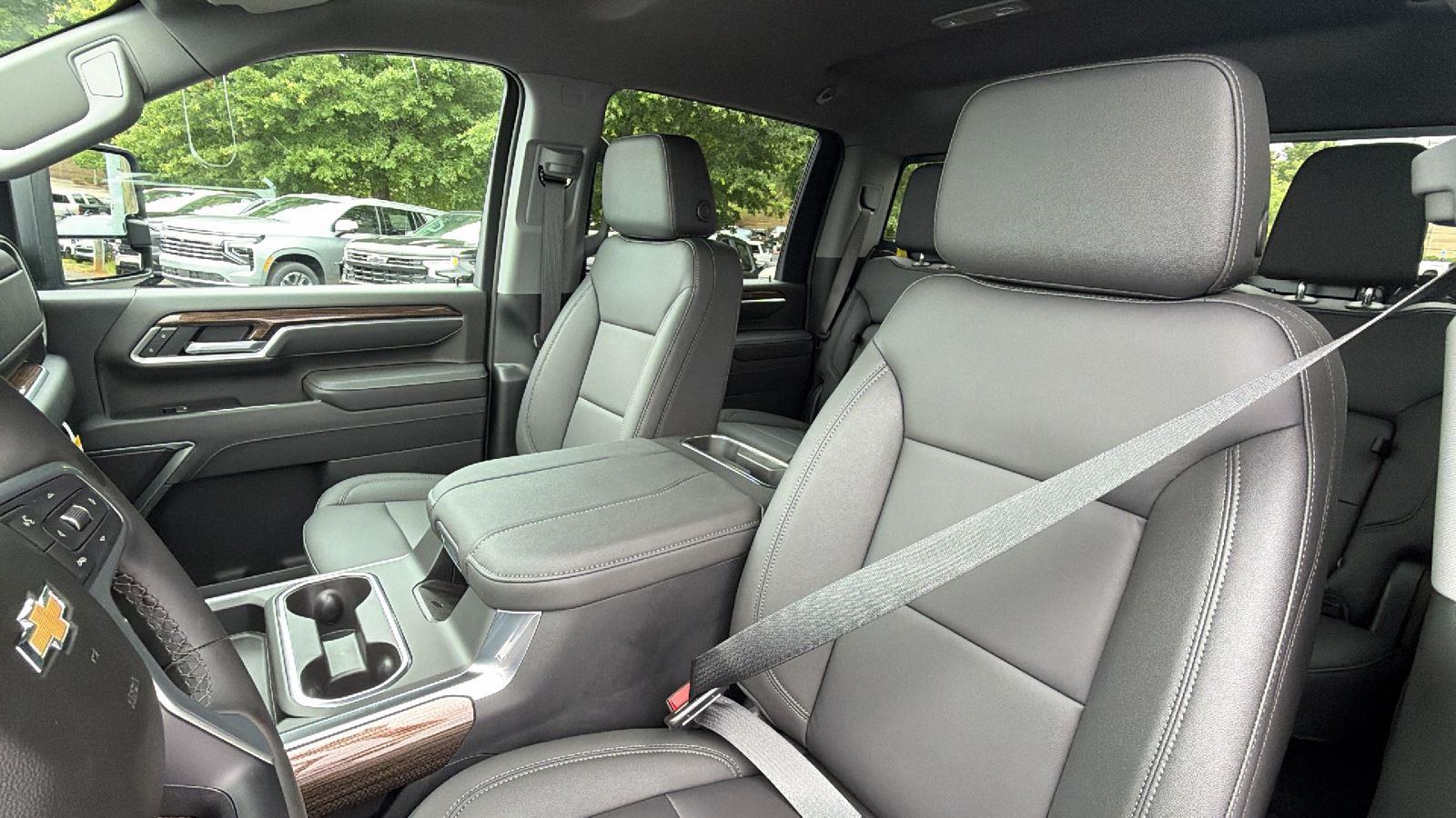 2026 Chevrolet Silverado 2500 HD LT - Photo 4