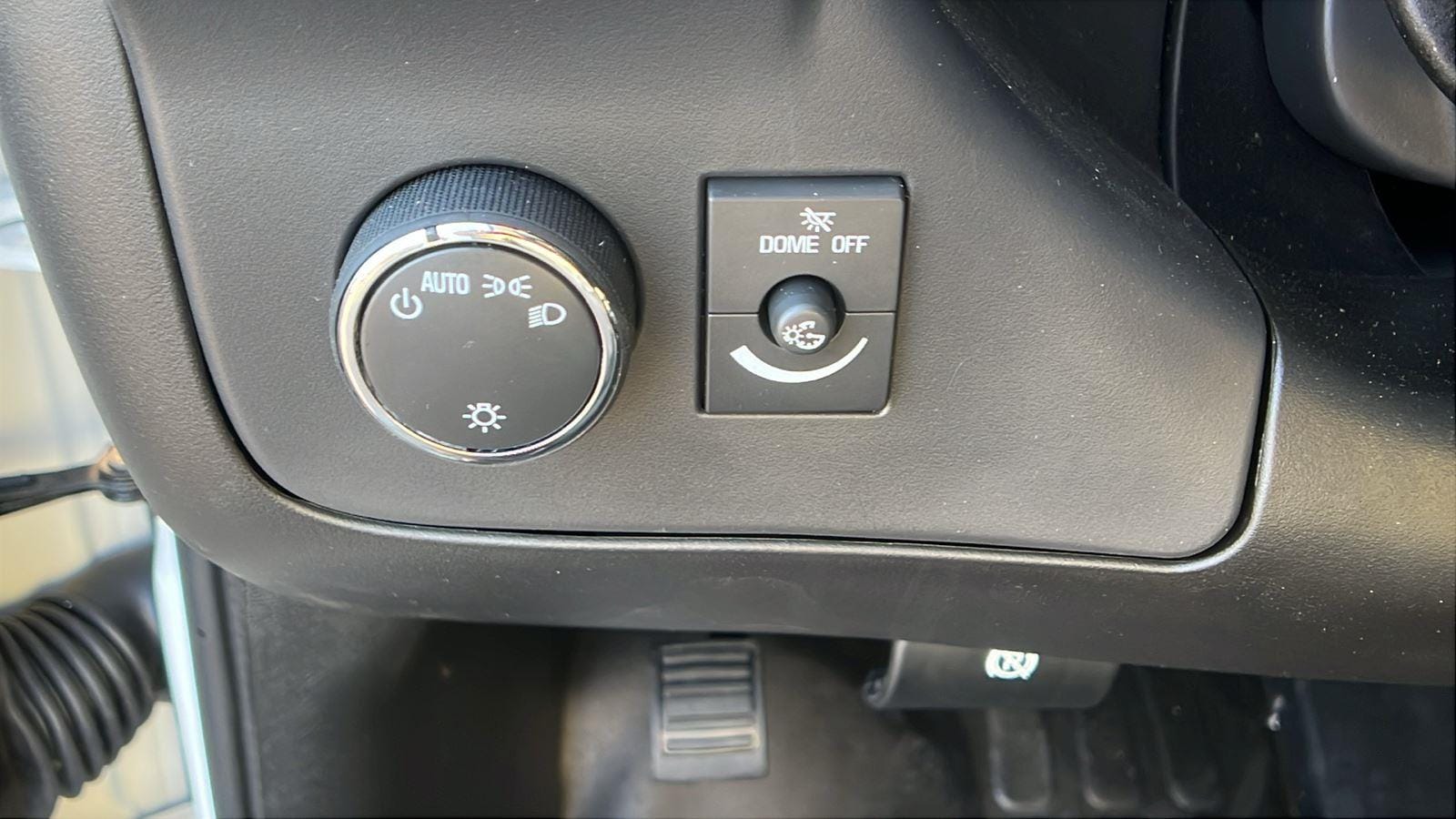 2025 Chevrolet Express Cargo Work Van - Photo 21
