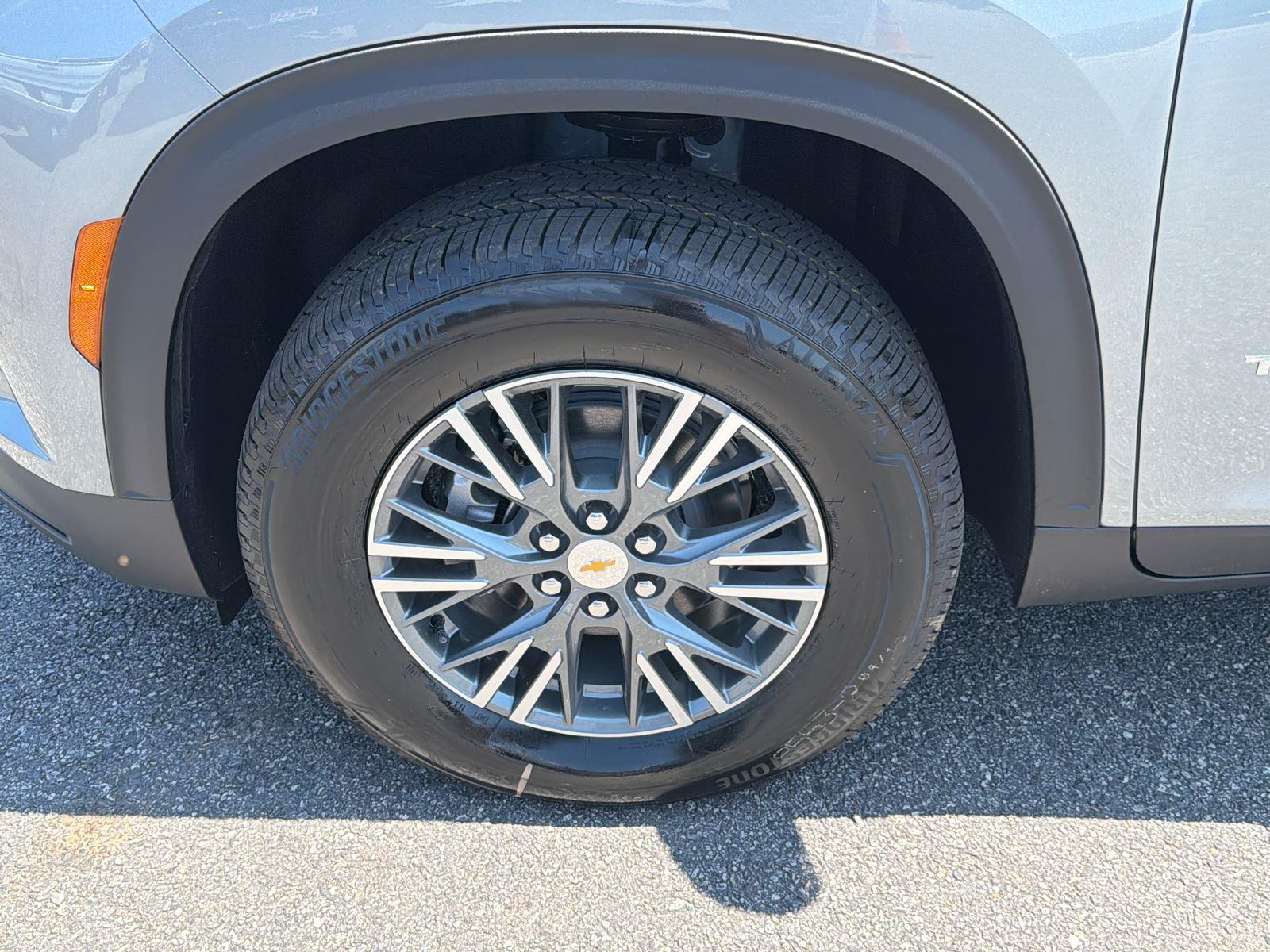 2026 Chevrolet Traverse LT - Photo 11