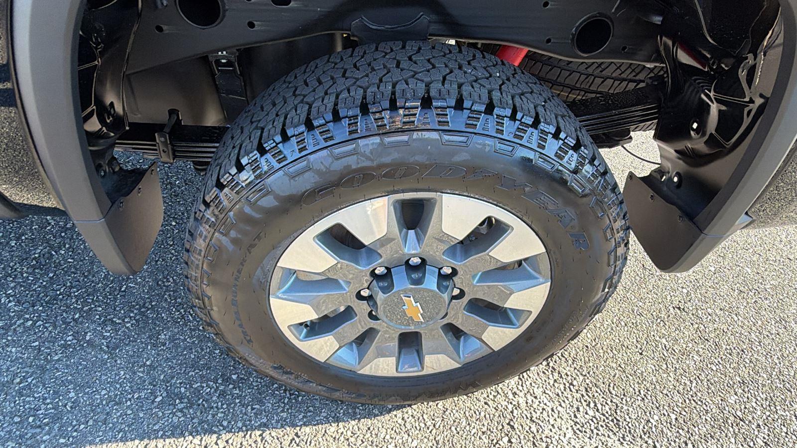 2026 Chevrolet Silverado 2500 HD Custom - Photo 13