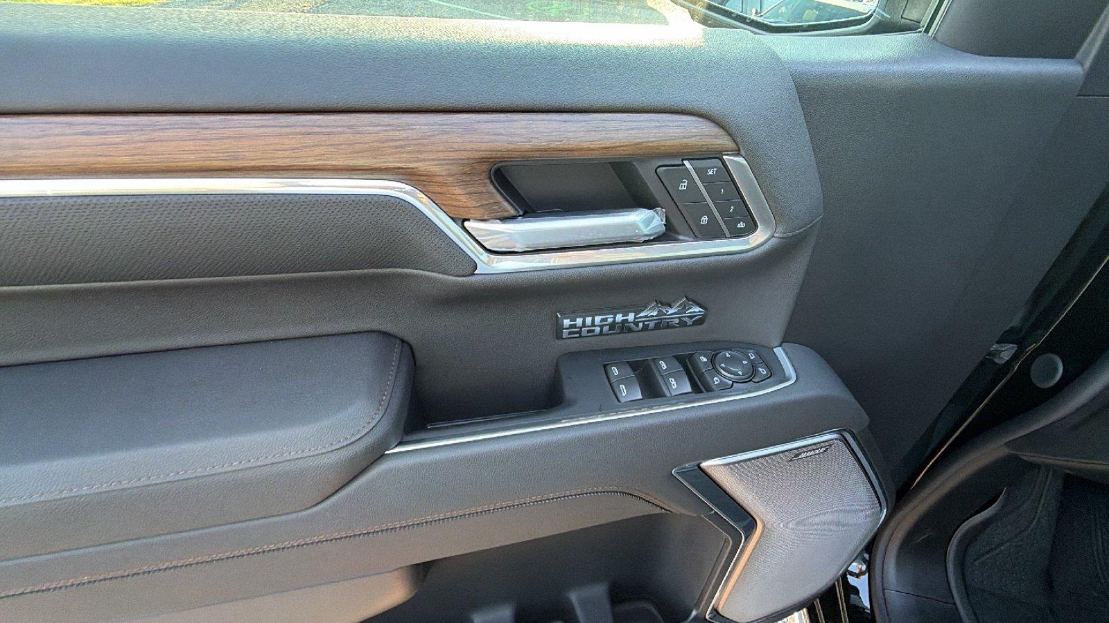 2026 Chevrolet Silverado 1500 High Country - Photo 16