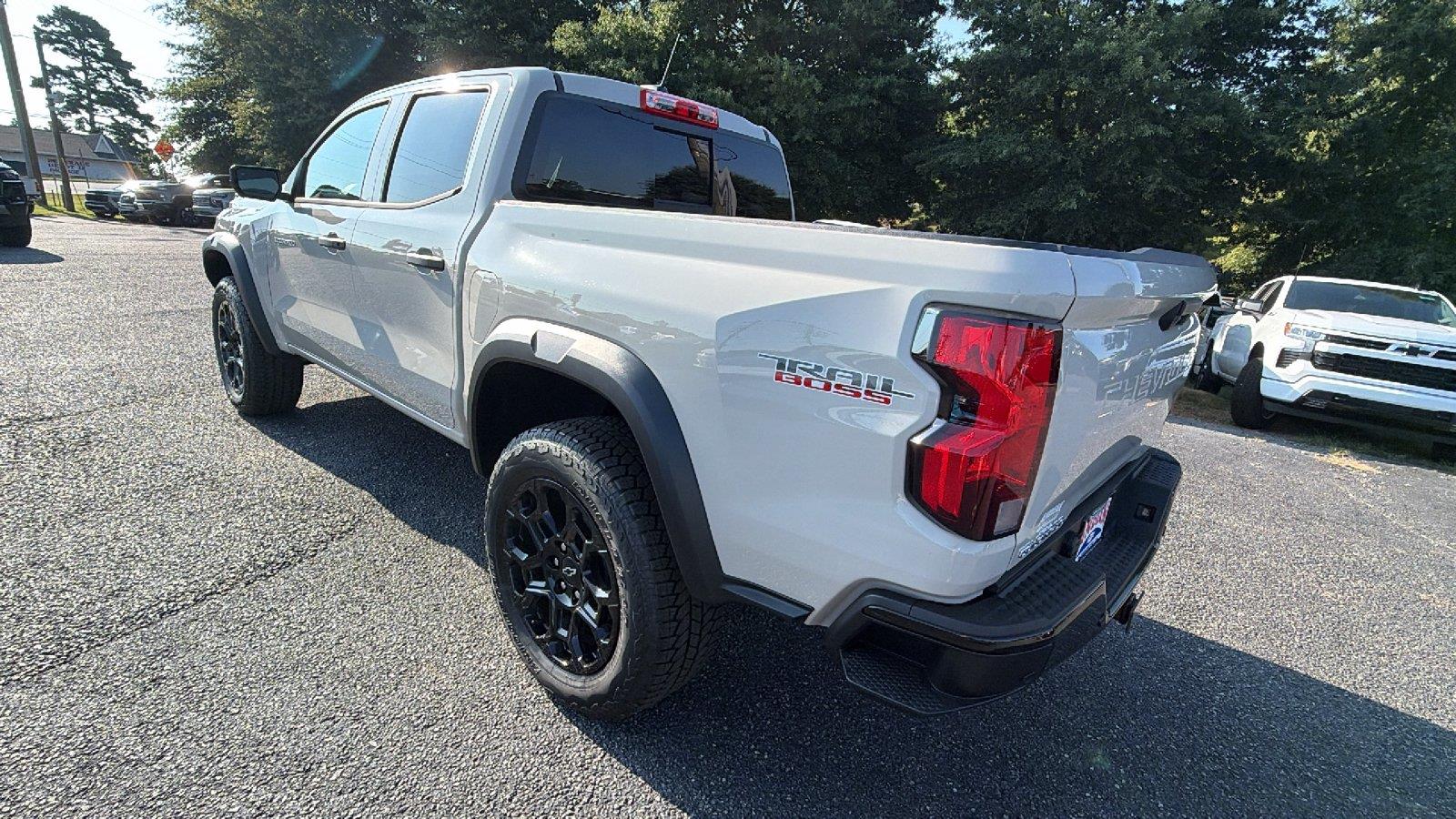 2026 Chevrolet Colorado Trail Boss - Photo 10
