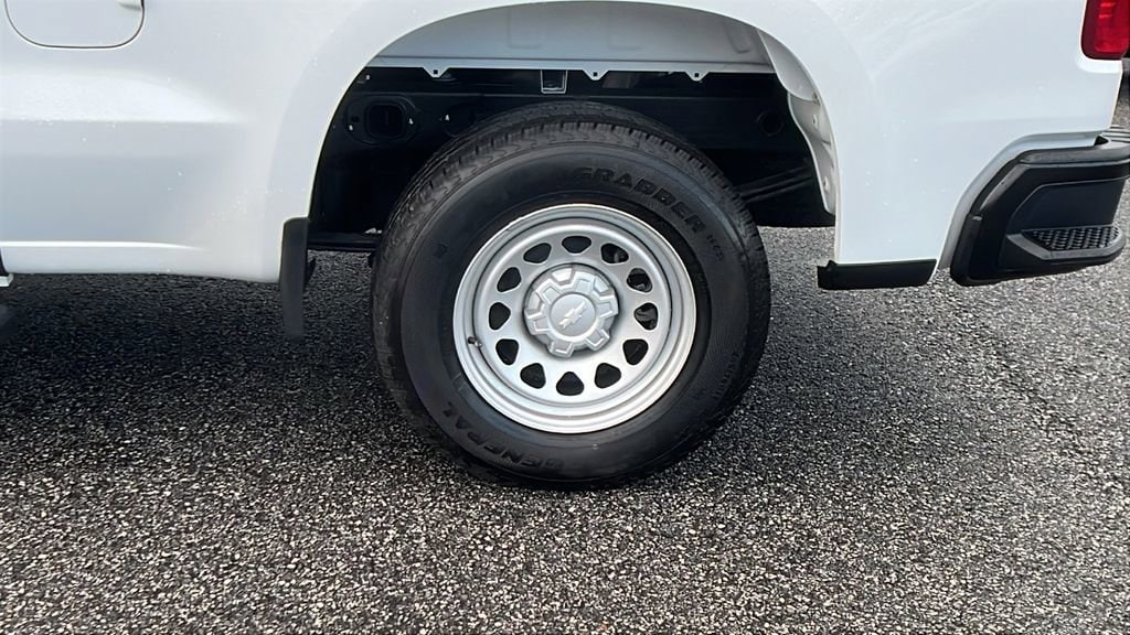 2025 Chevrolet Silverado 1500 Work Truck - Photo 9