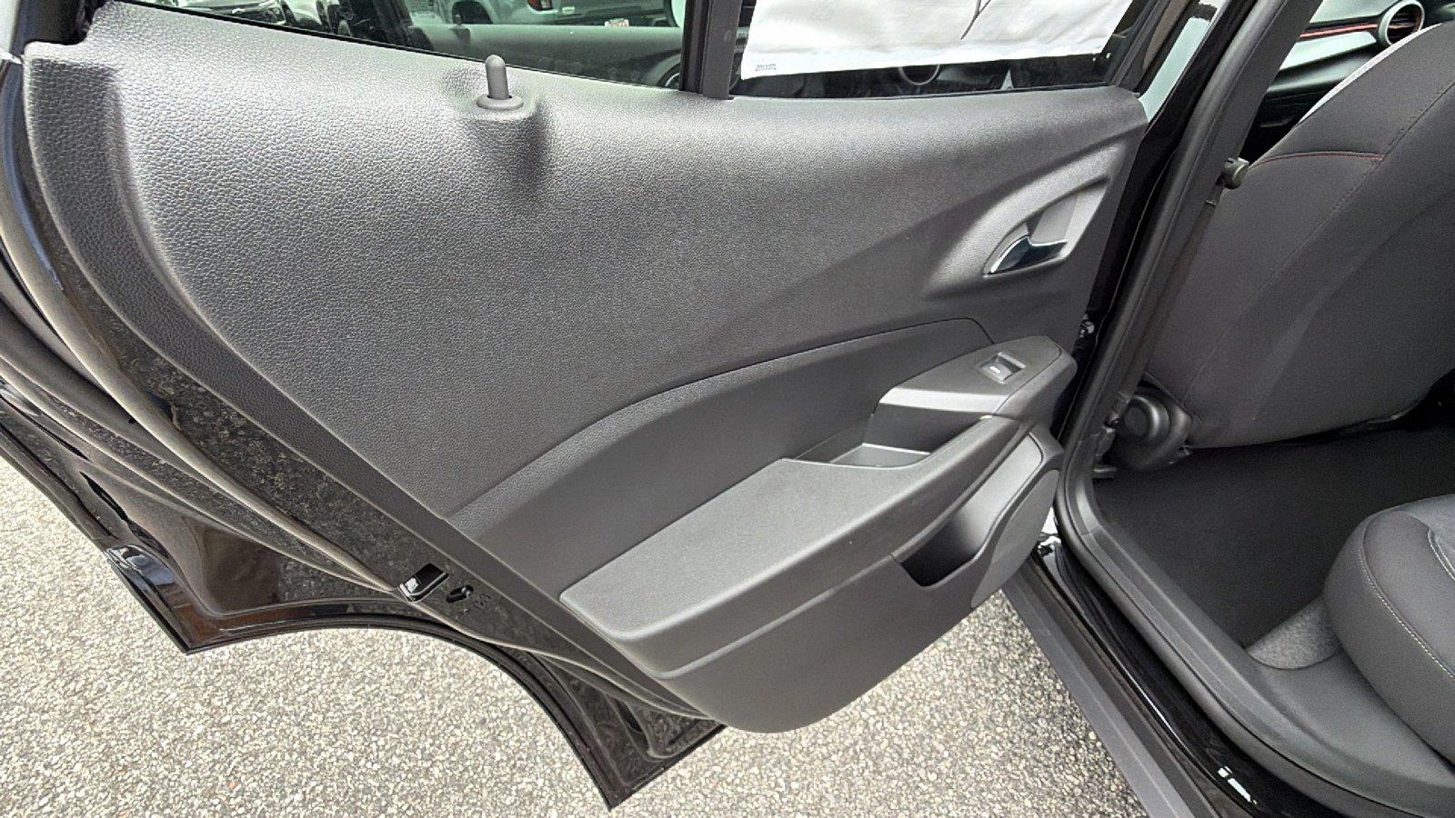 2026 Chevrolet Trax RS - Photo 15