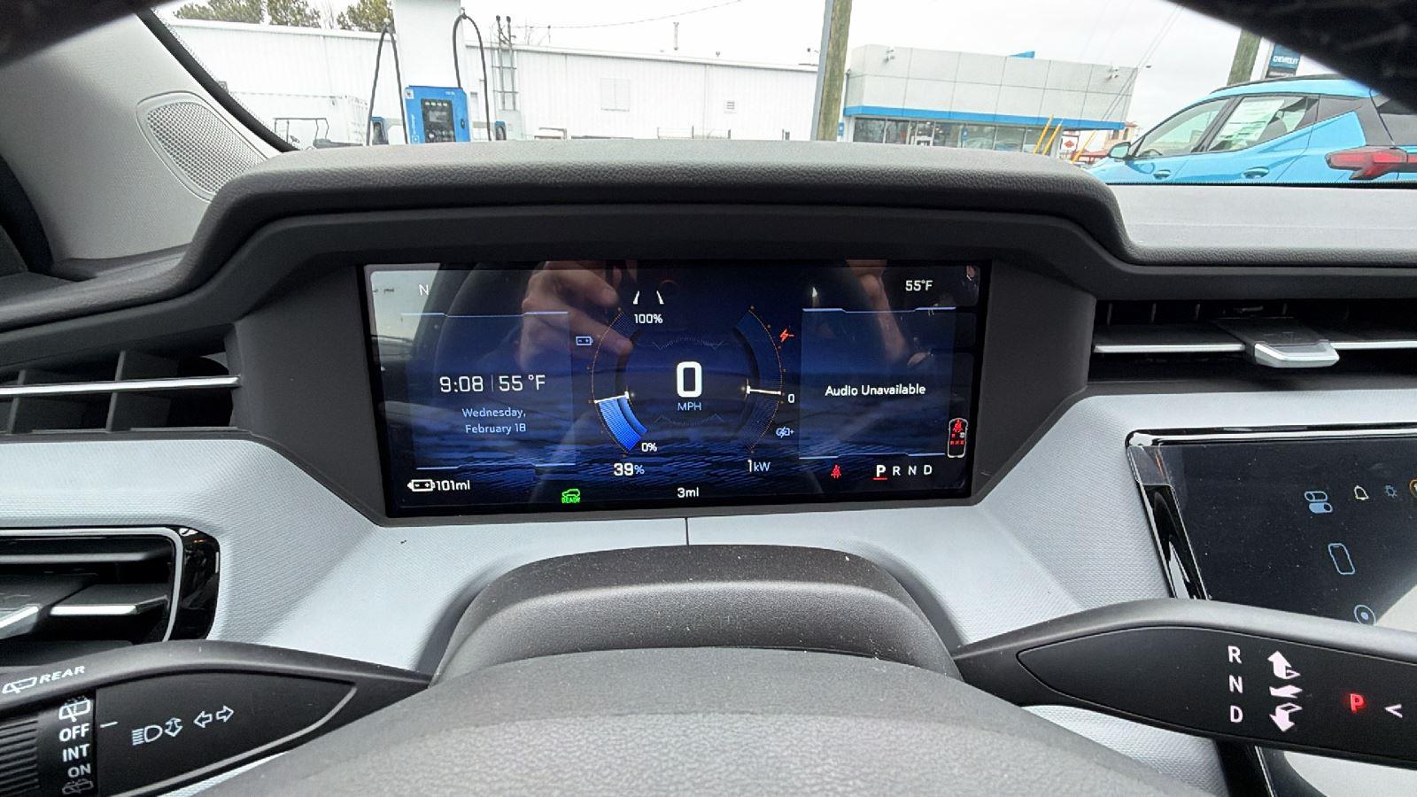 2027 Chevrolet Bolt RS - Photo 22
