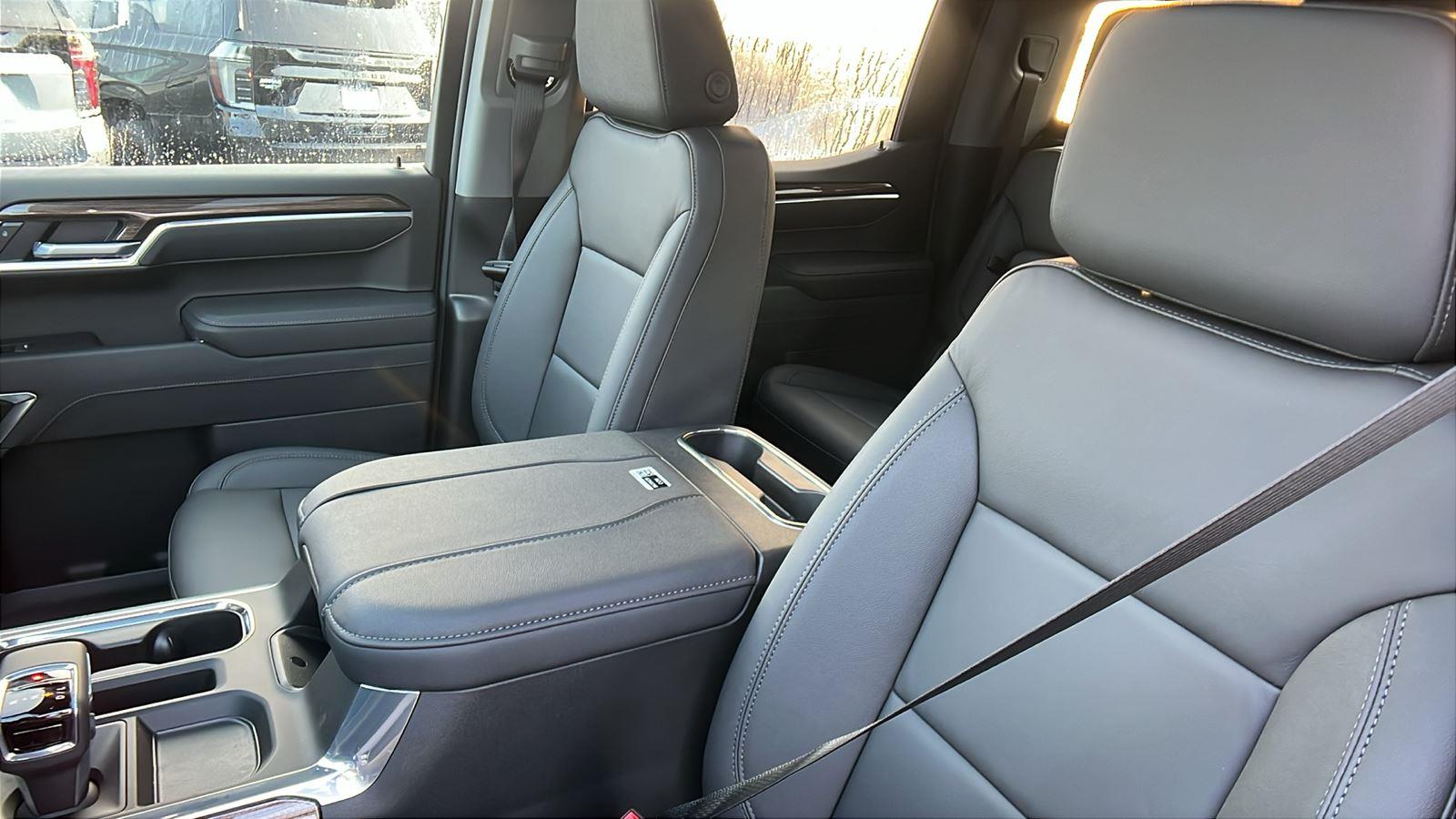2026 Chevrolet Silverado 1500 RST - Photo 15