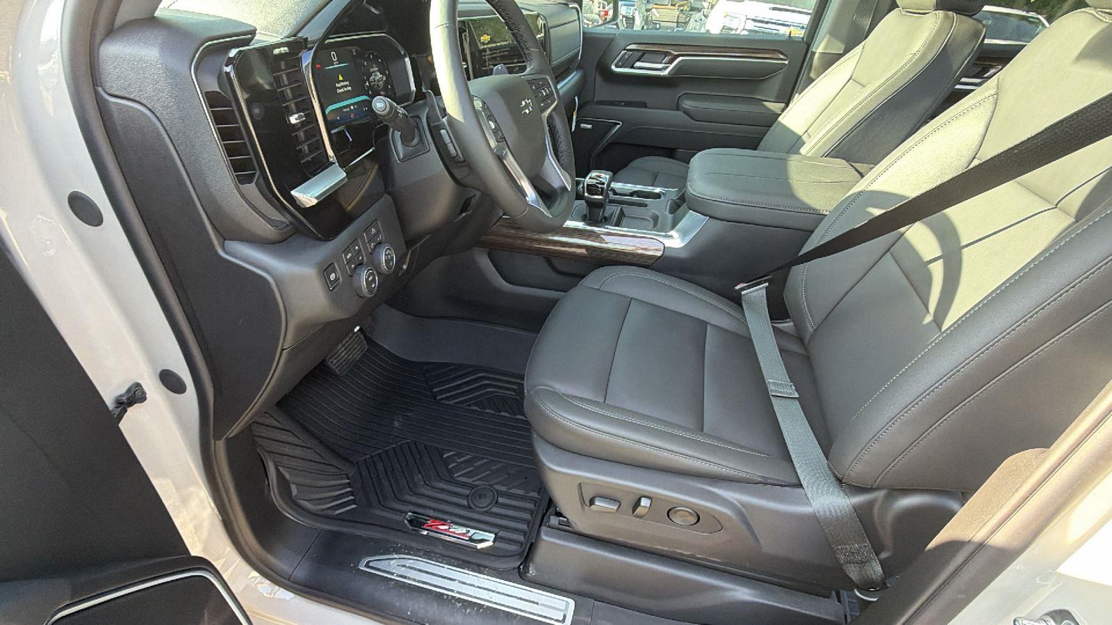 2026 Chevrolet Silverado 1500 RST - Photo 13