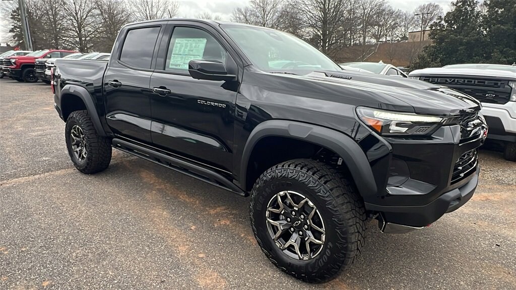 New 2026 Chevrolet Colorado ZR2 Truck